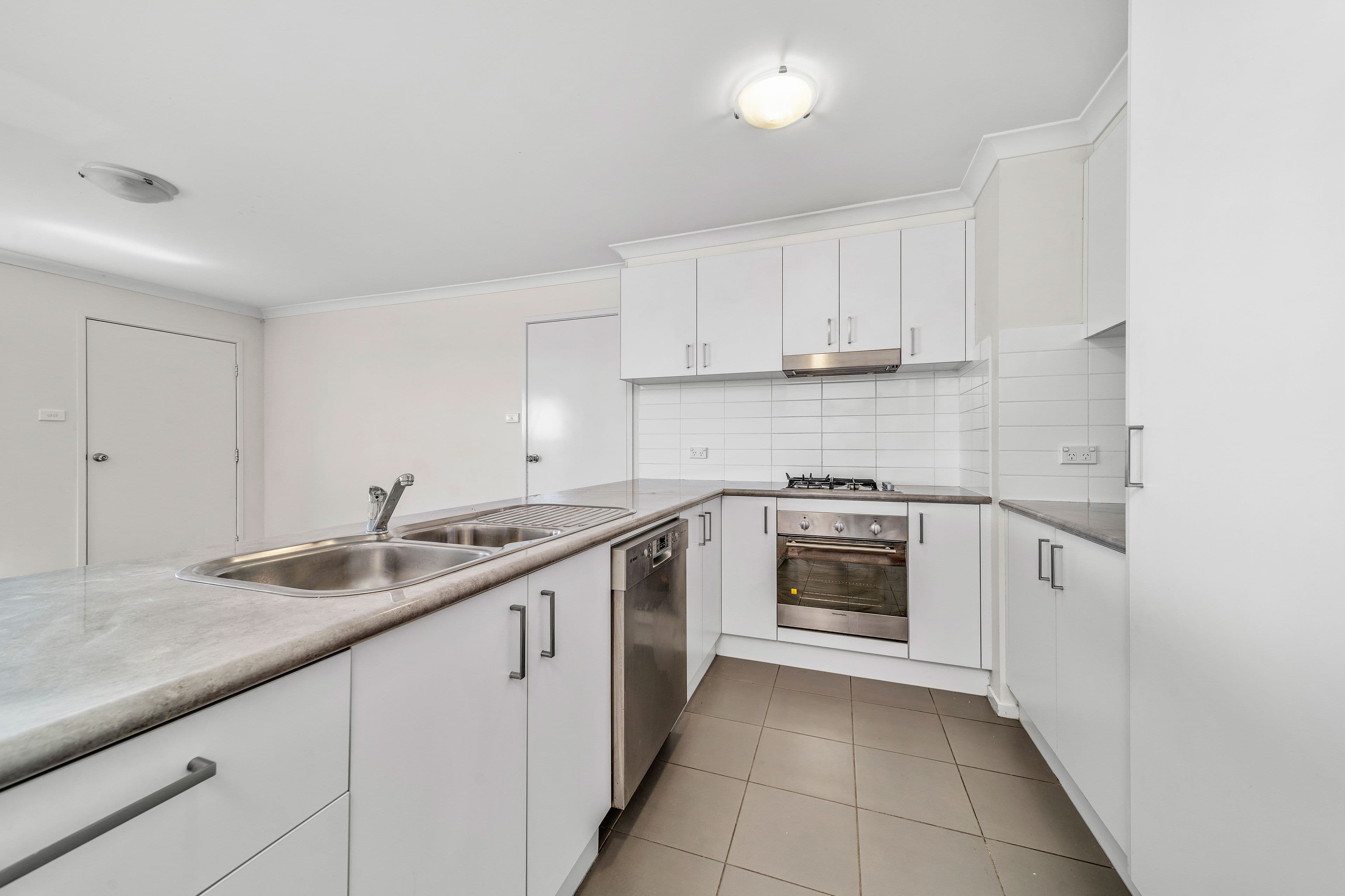 139 Macfarlane Burnet Avenue, Macgregor ACT 2615, Macgregor - Thumbnail 3