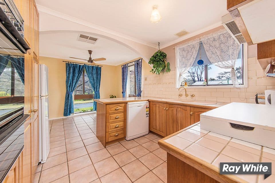 1 Boyland Close, Spence ACT 2615, Spence - Thumbnail 2