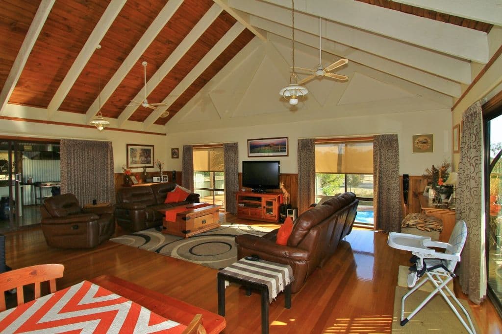 211/150 Dudley Street, West Melbourne, West Melbourne - Thumbnail 3