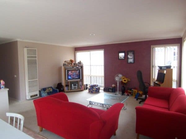 69 Greenwood Drive, CARRUM DOWNS VIC 3201, Carrum Downs - Thumbnail 3
