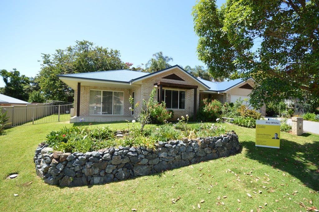 4 Dunlop Drive, Boambee East - Image 1