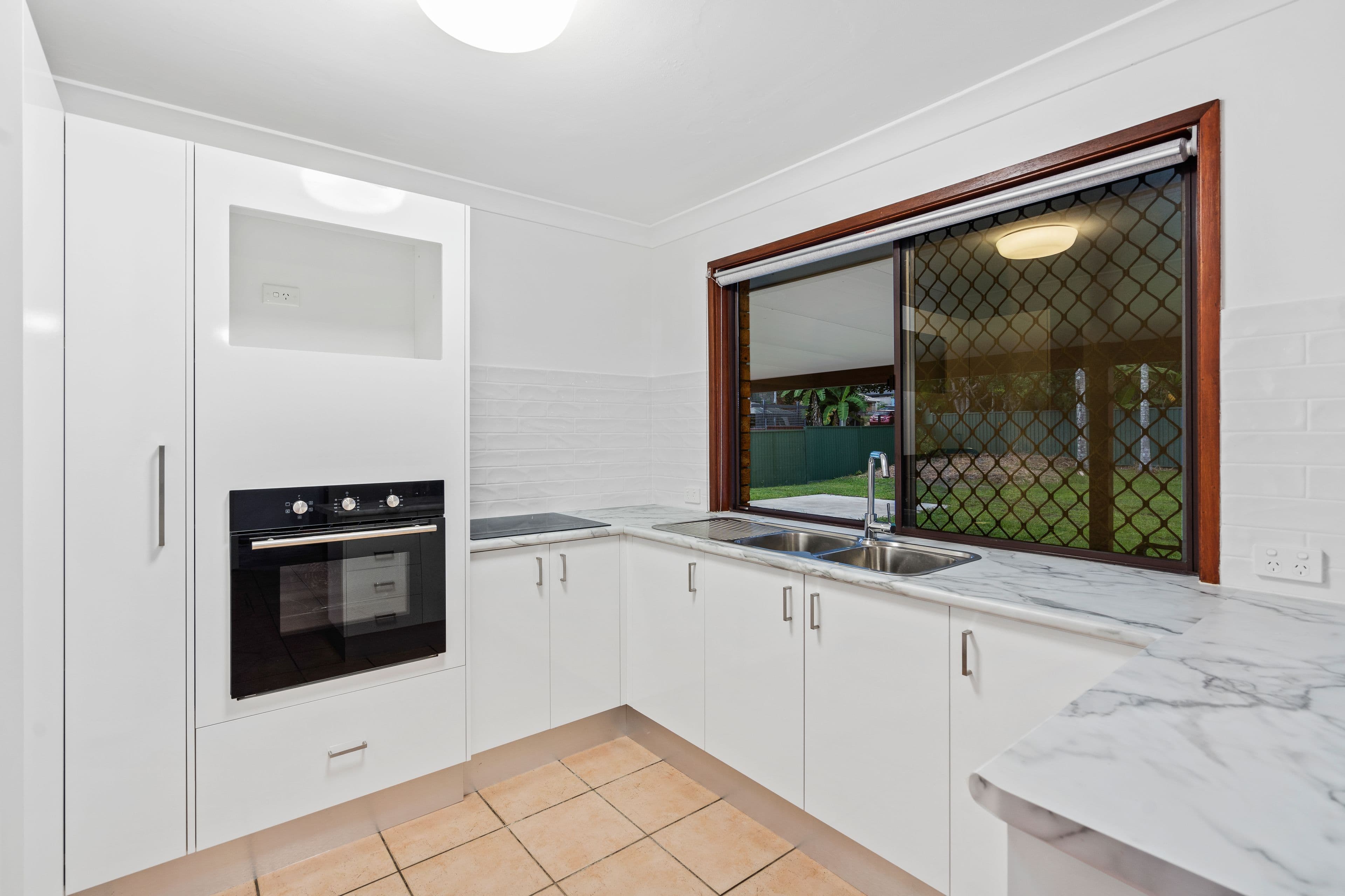 144 Alexander Drive, Highland Park QLD 4211, Highland Park - Thumbnail 4