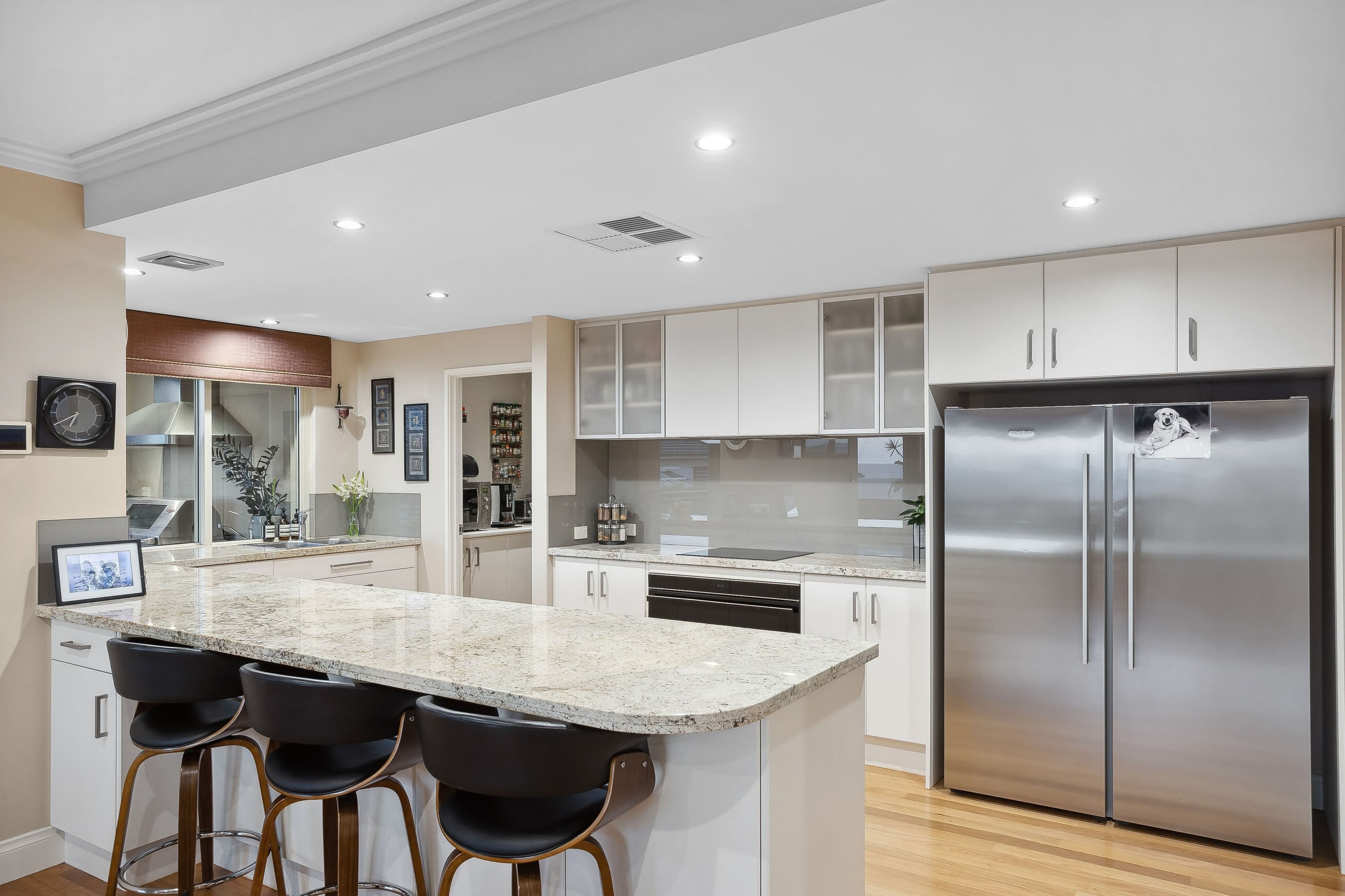 17 Robin Avenue, Sorrento WA 6020, Sorrento - Thumbnail 5