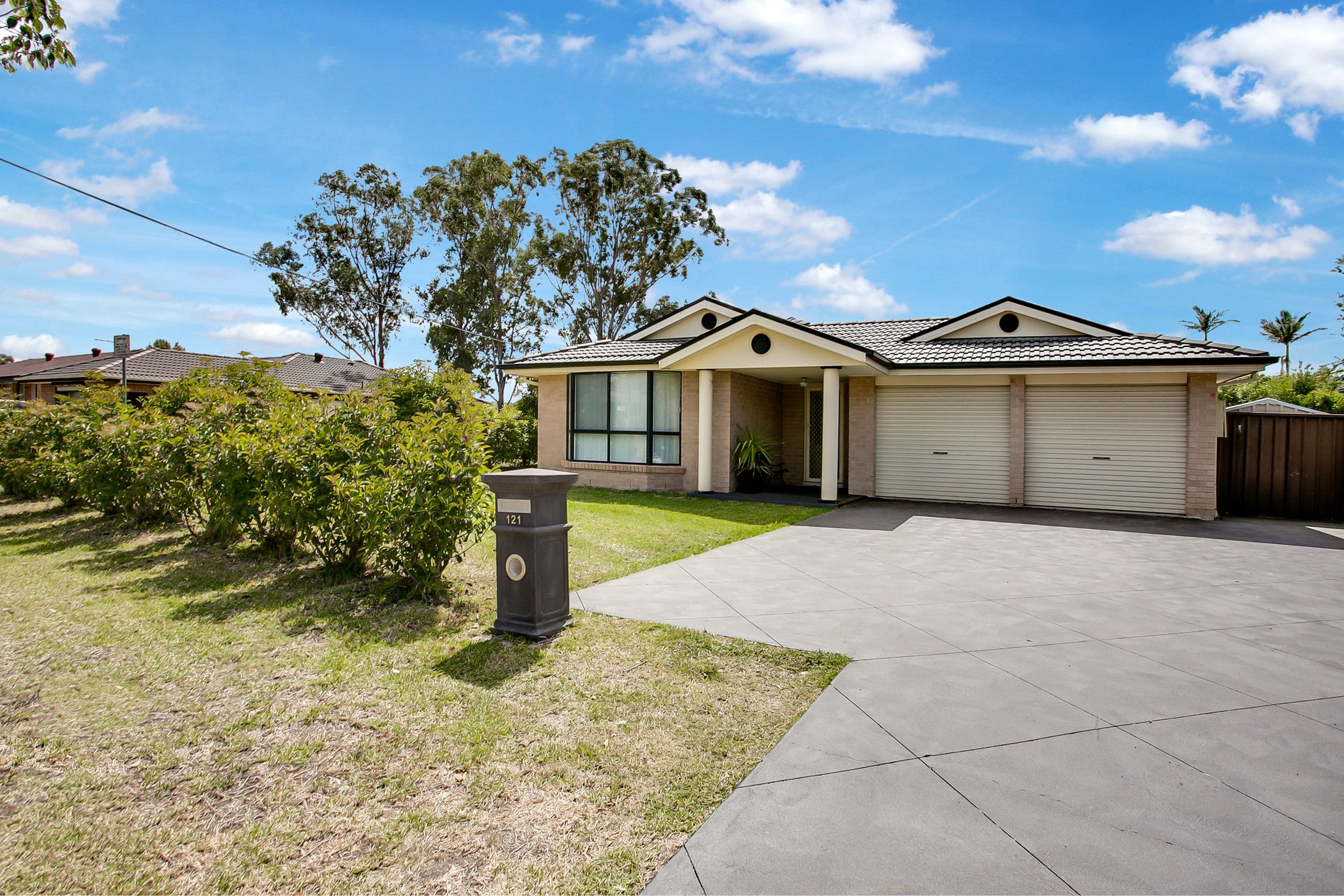 121 Trinity Drive, Cambridge Gardens - Image 1
