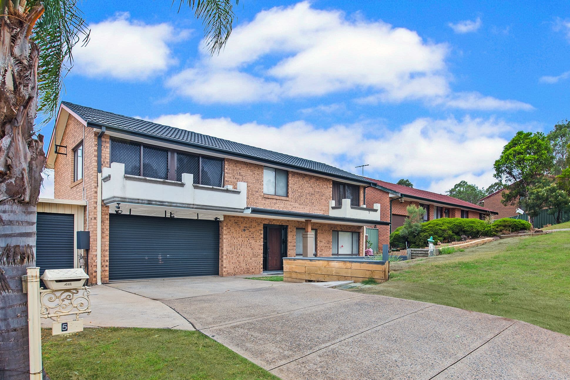 53 Fenton Crescent, Minto - Thumbnail 2
