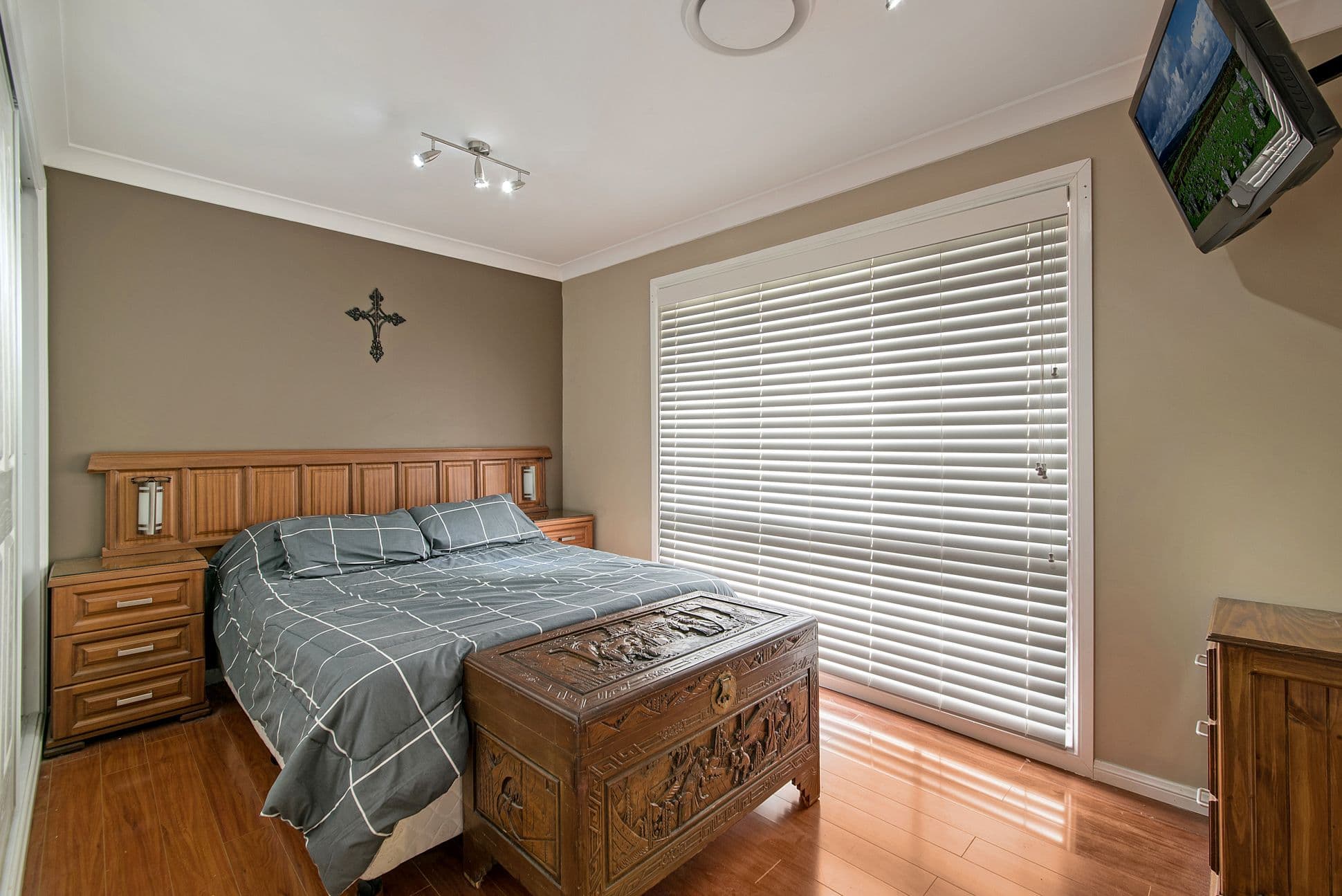 53 Fenton Crescent, Minto - Thumbnail 5