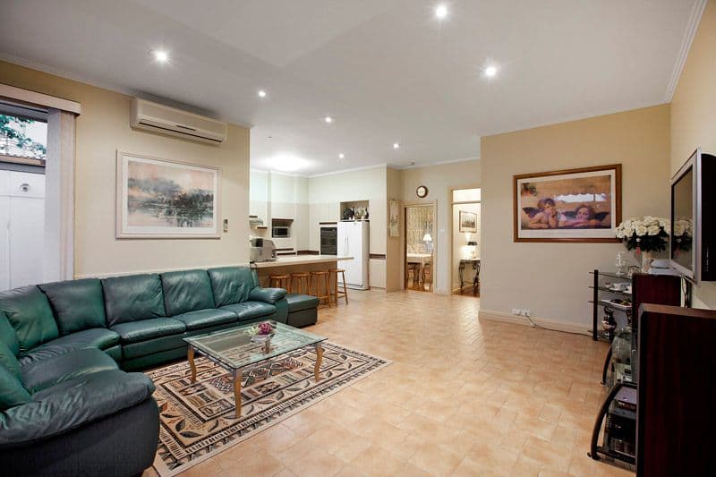52 Hall Street, MCKINNON VIC 3204, McKinnon - Thumbnail 3
