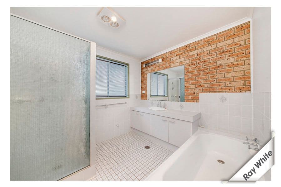 45 Crest Park Parade, Queanbeyan NSW 2620, Queanbeyan West - Thumbnail 6