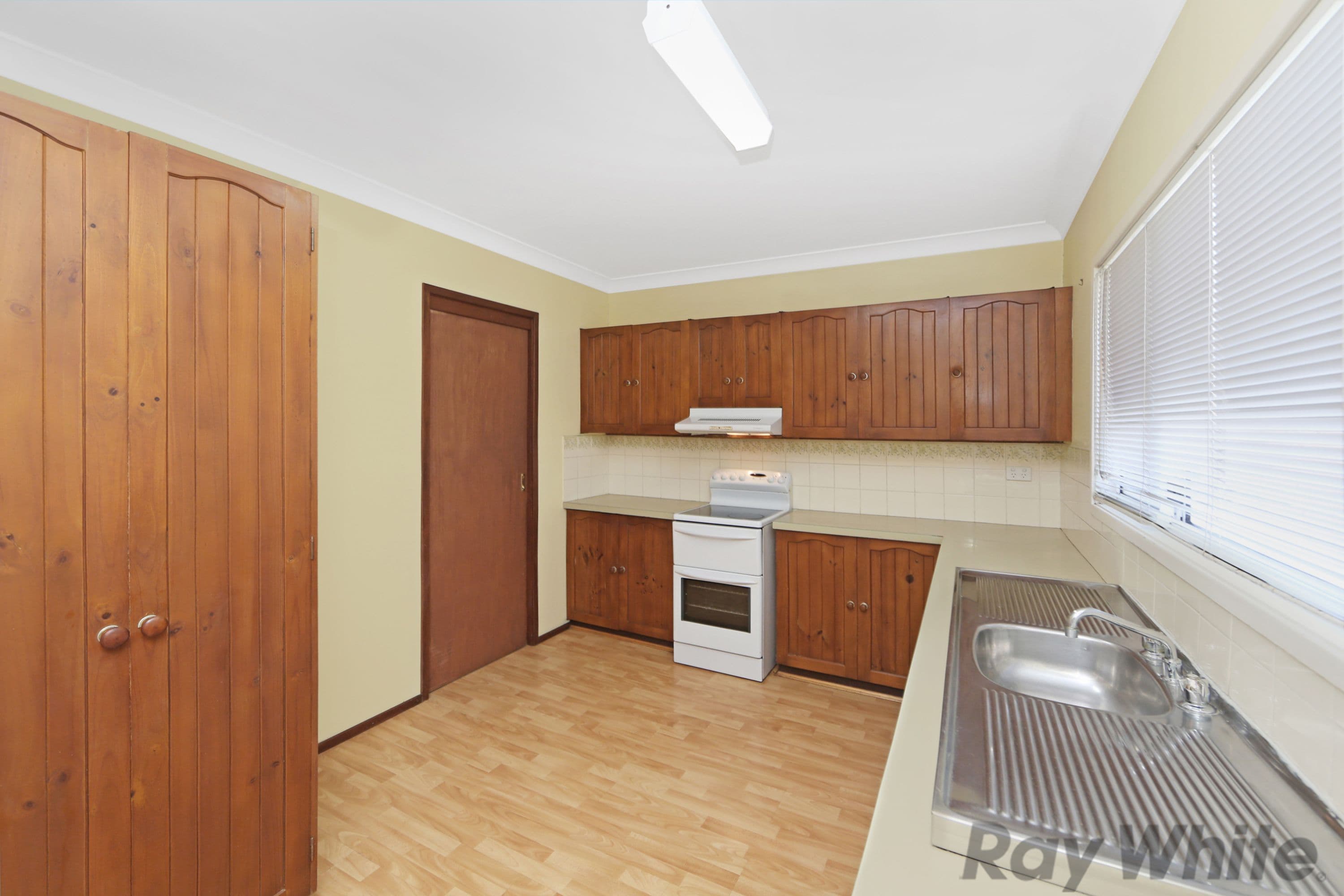 3 Gascoigne Road, Gorokan - Thumbnail 2