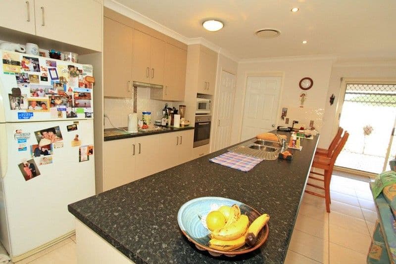 6 Driftwood Drive, ROSSLYN QLD 4703, Rosslyn - Thumbnail 3