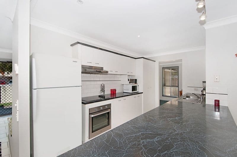 79 Greenacre Drive, PARKWOOD QLD 4214, Parkwood - Thumbnail 3
