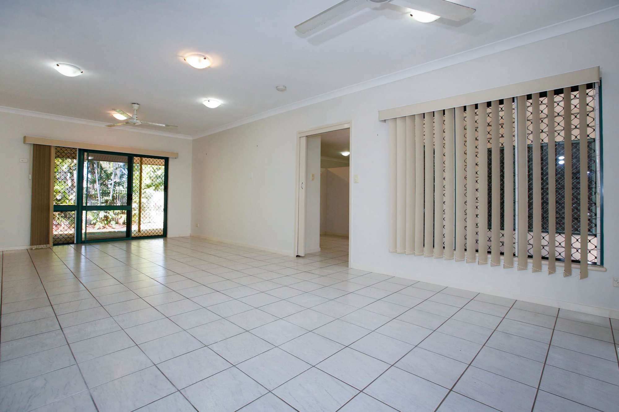 85 Cypress Drive, ANNANDALE QLD 4814, Annandale - Thumbnail 2