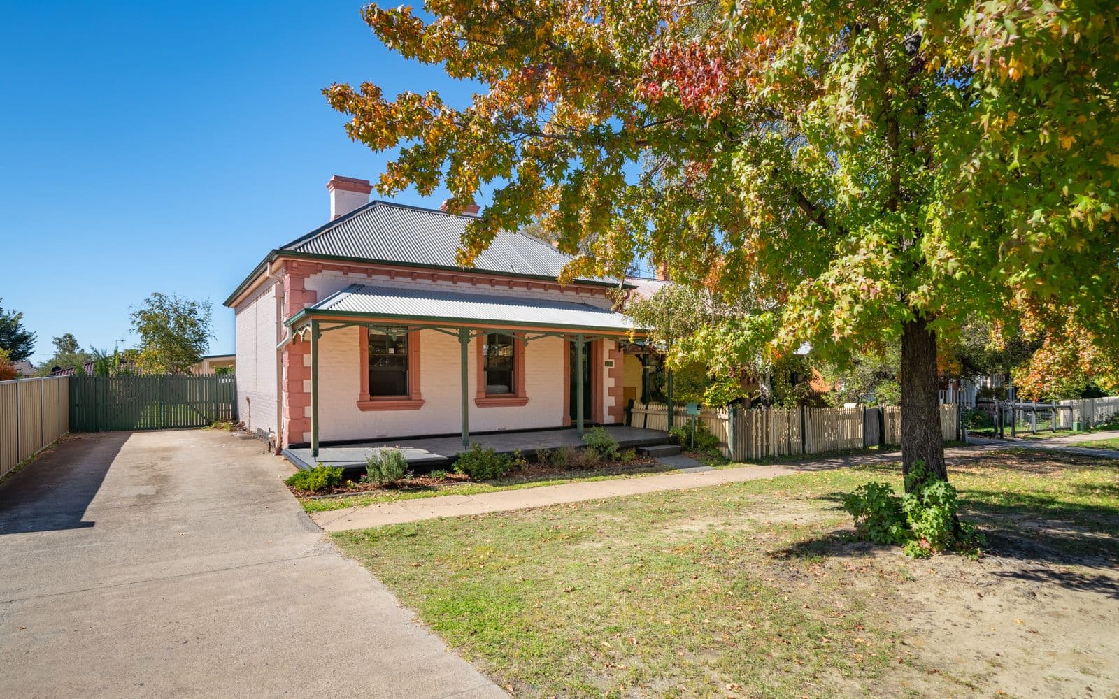 235 Lambert Street, Bathurst NSW 2795, Bathurst - Thumbnail 2