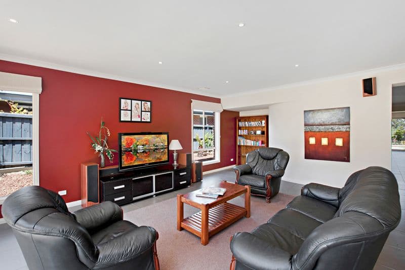 60 Jorgensen Avenue, DOREEN VIC 3754, Doreen - Thumbnail 2
