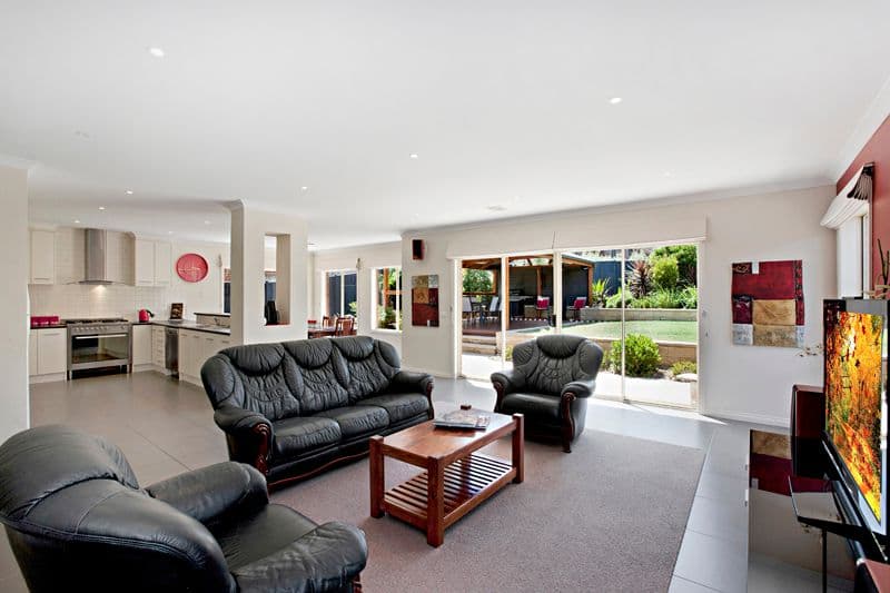 60 Jorgensen Avenue, DOREEN VIC 3754, Doreen - Thumbnail 3