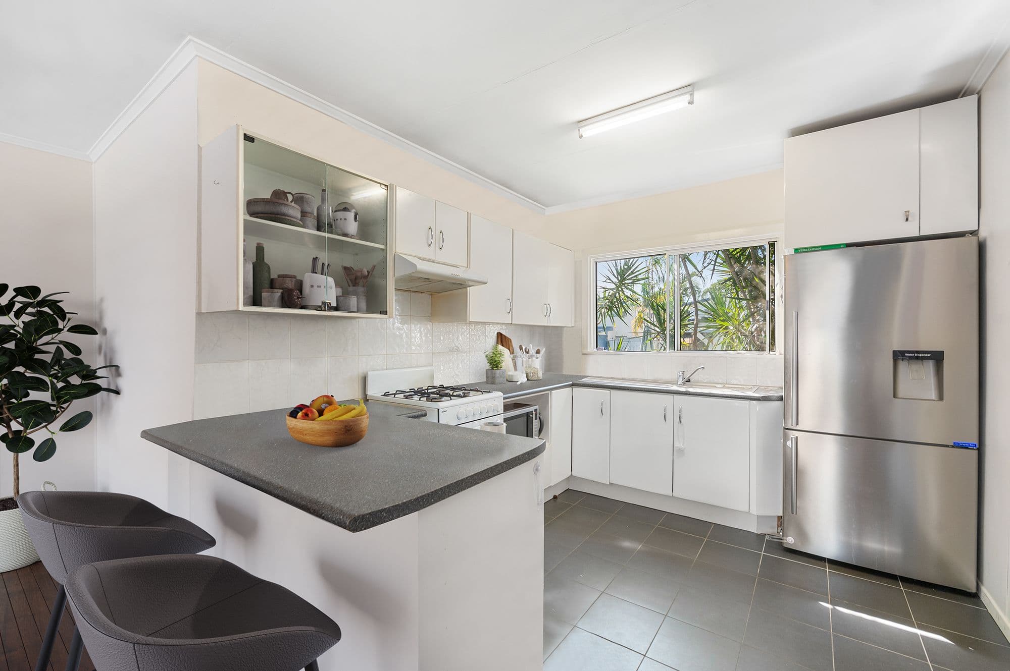 5 Nemara Street, Biggera Waters QLD 4216, Biggera Waters - Thumbnail 6
