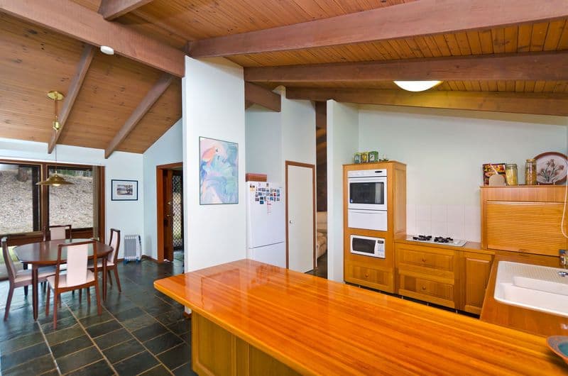 18 Carapook Crescent, TALLEBUDGERA QLD 4228, Tallebudgera - Thumbnail 7