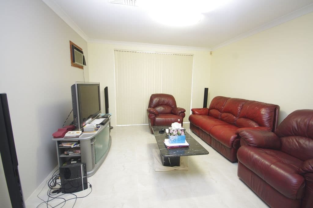 7 Mitre Court, MIRRABOOKA WA 6061, Mirrabooka - Thumbnail 4