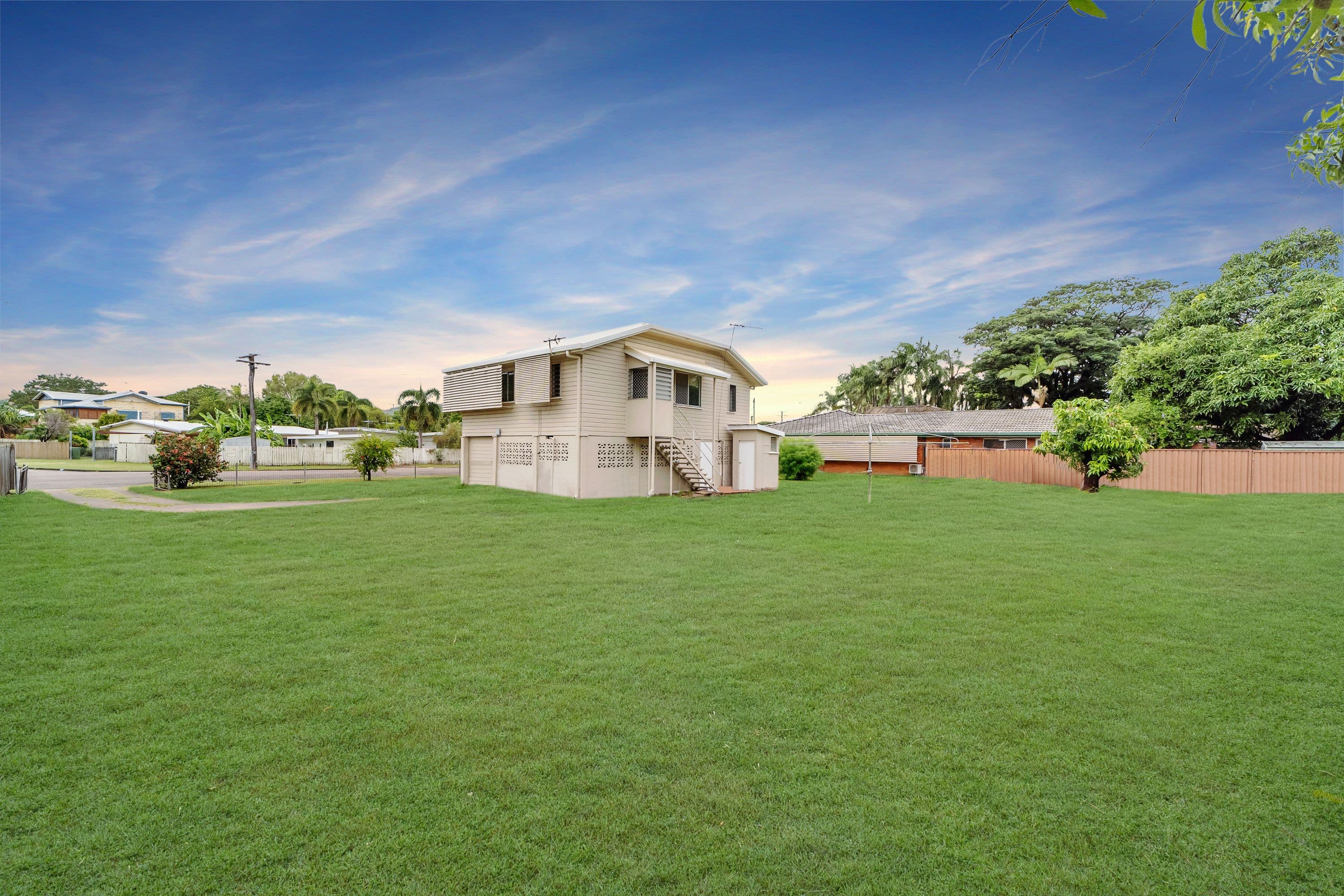 53 Mclachlan Street, Currajong QLD 4812, Currajong - Thumbnail 2