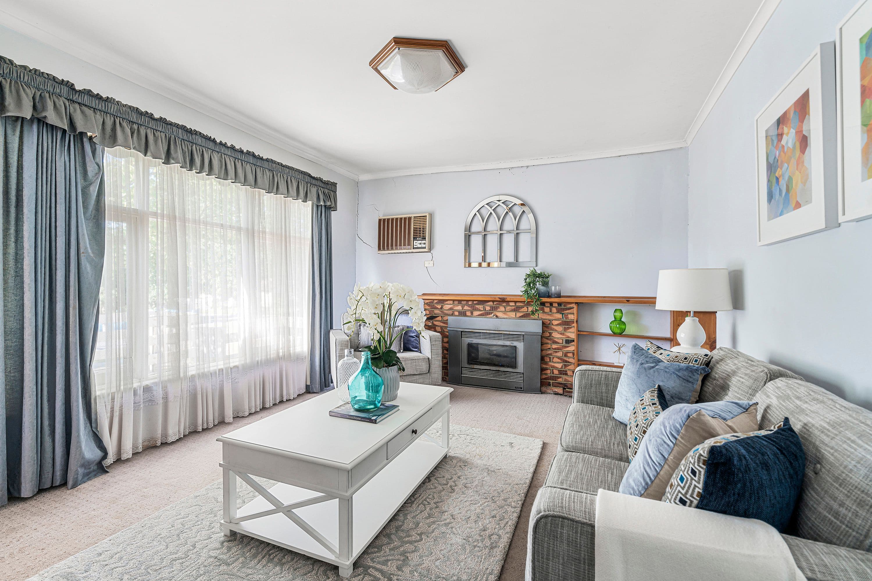18 Montclair Avenue, Glen Waverley VIC 3150, Glen Waverley - Thumbnail 3