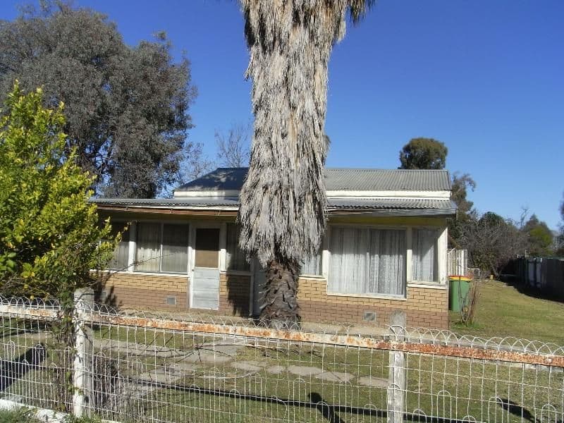 96 Pell Street, HOWLONG NSW 2643, Howlong - Thumbnail 4