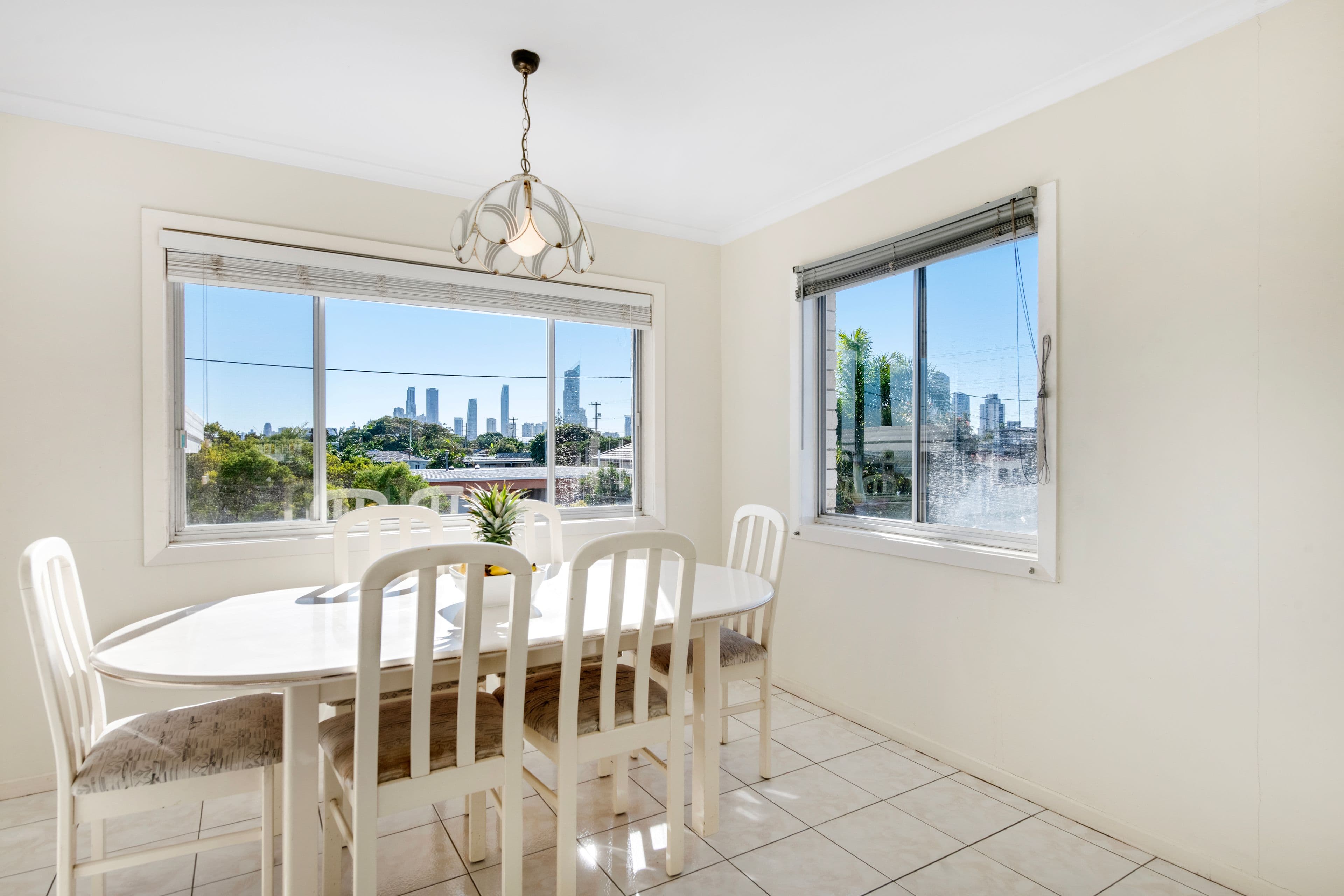 6 Cresta Court, Broadbeach Waters QLD 4218, Broadbeach Waters - Thumbnail 8