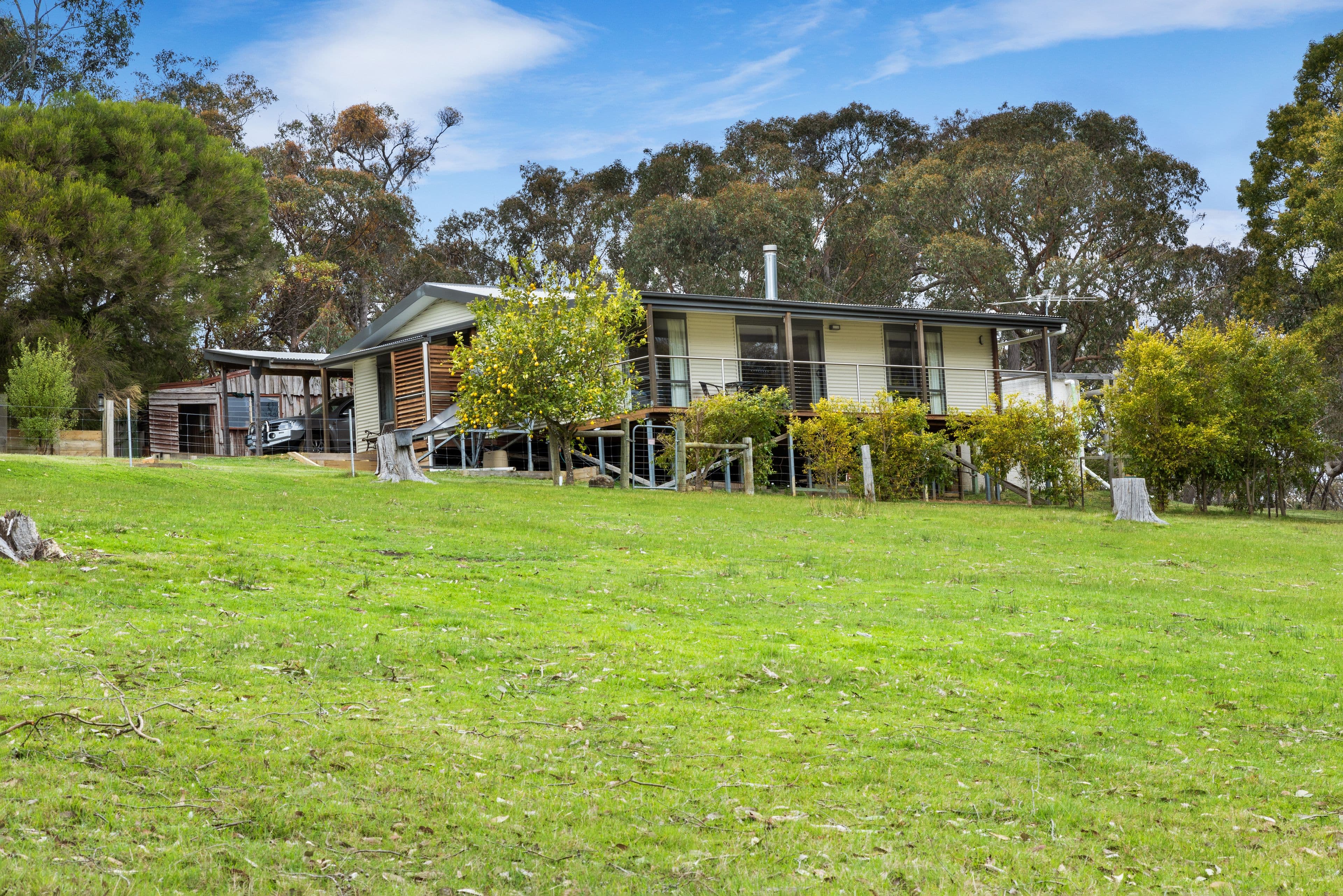 71 Red Hill Road, Raglan VIC 3373, Raglan - Thumbnail 2