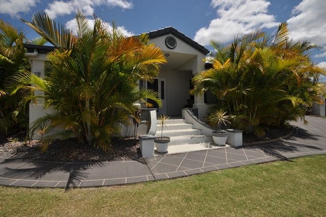 38 Willow Grove Road, SOUTHSIDE QLD 4570, Southside - Thumbnail 5