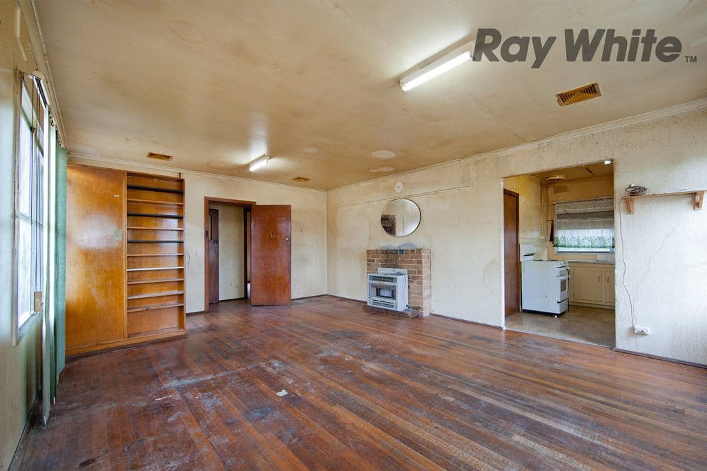15 Heffernan Street, LAVERTON VIC 3028, Laverton - Thumbnail 2