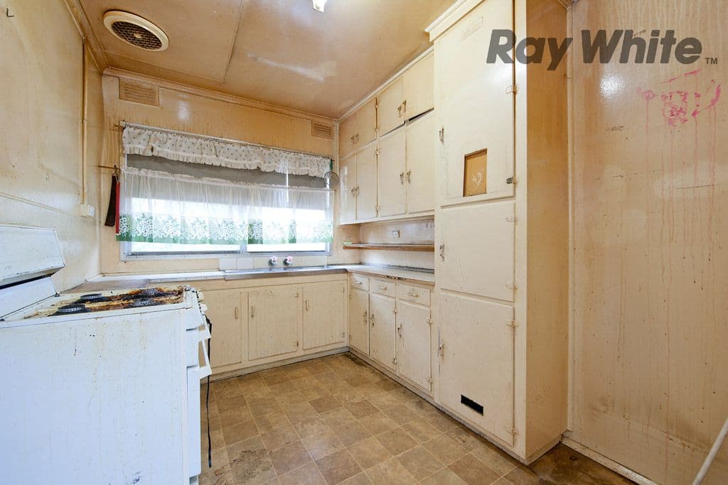 15 Heffernan Street, LAVERTON VIC 3028, Laverton - Thumbnail 3