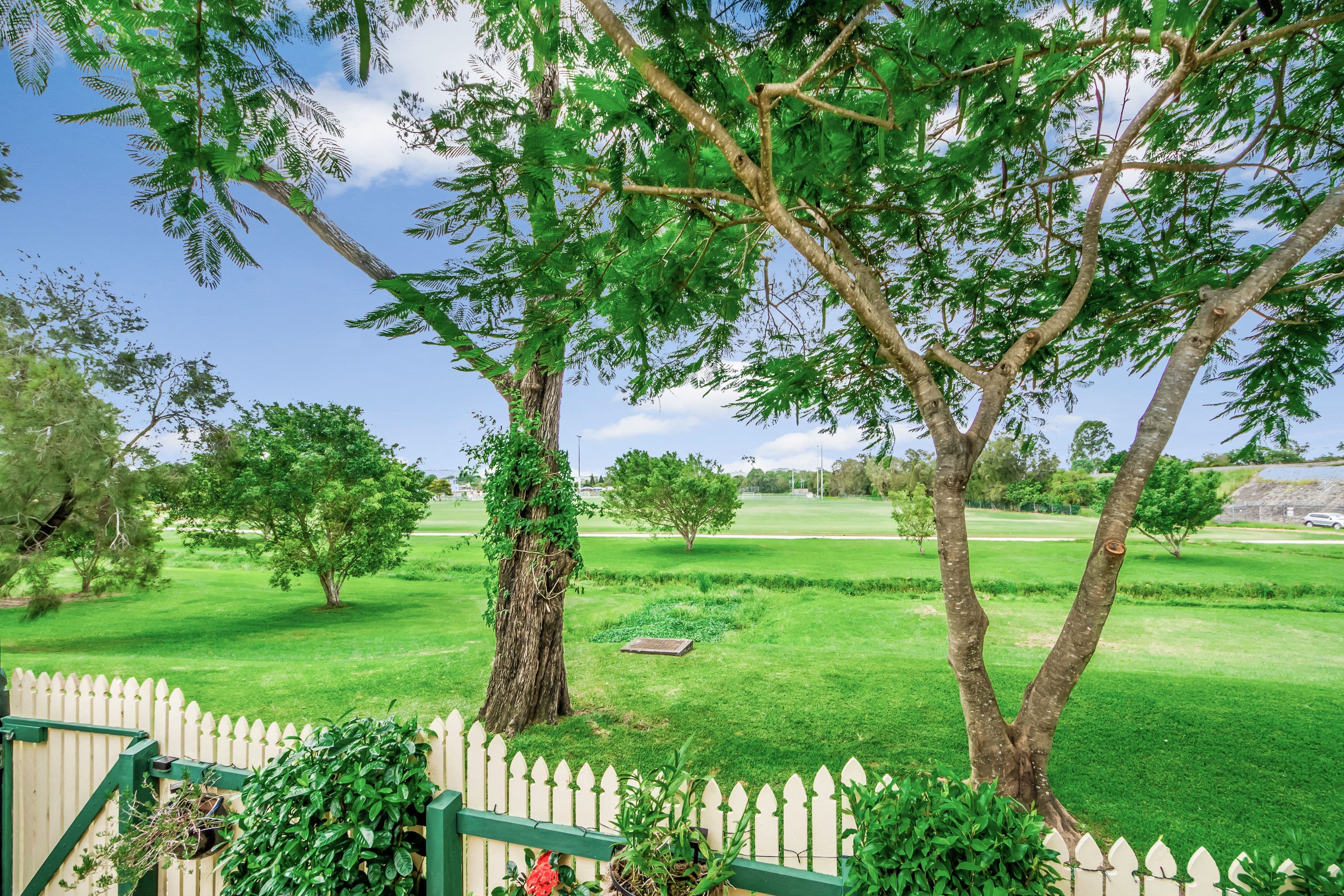 151 Pappas Way, Carrara QLD 4211, Carrara - Thumbnail 2