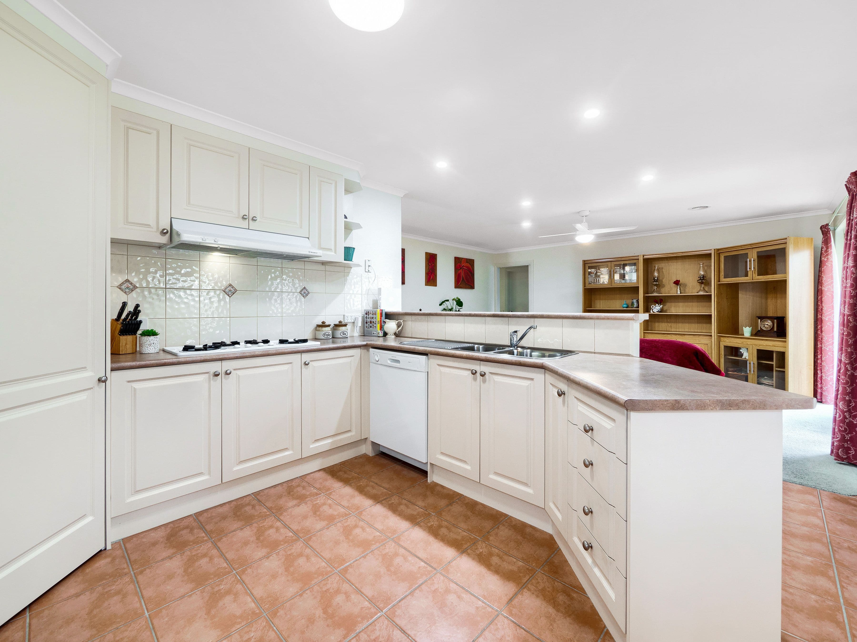 11 Jagger Circuit, Cranbourne East VIC 3977, Cranbourne East - Thumbnail 3