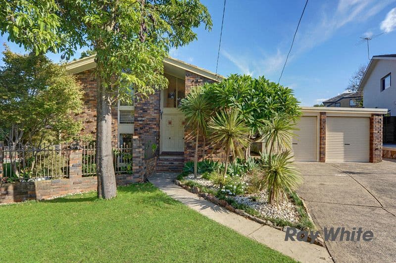 24 Regency Court, Oatlands - Image 1