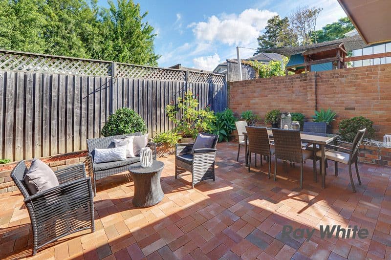 24 Regency Court, Oatlands - Thumbnail 7