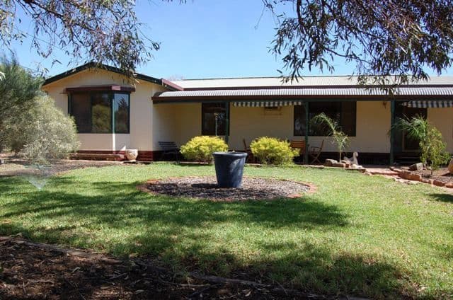 272 North Terrace, Quorn SA 5433, Quorn - Thumbnail 2