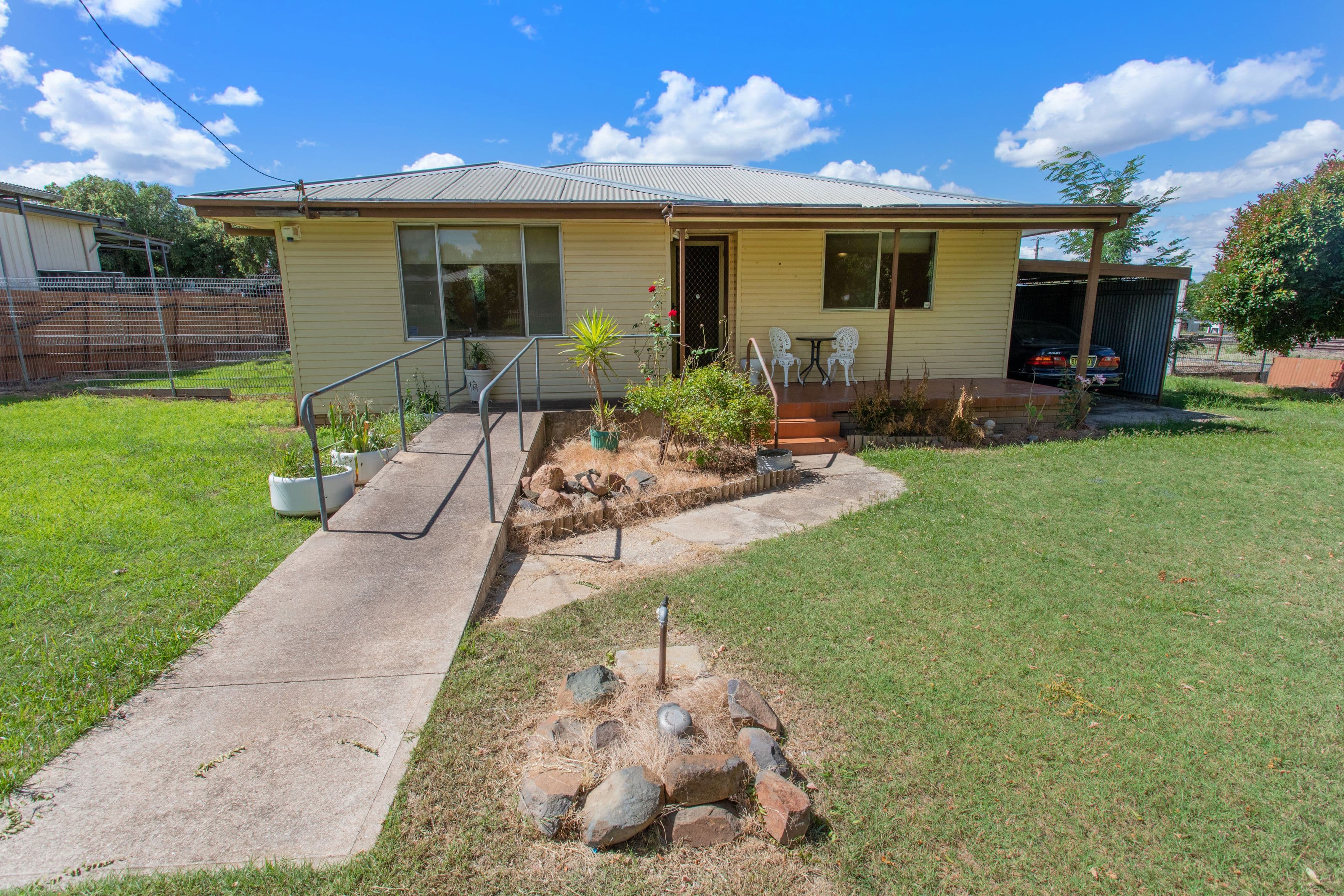 44 Parkes Street, Cowra NSW 2794, Cowra - Image 1
