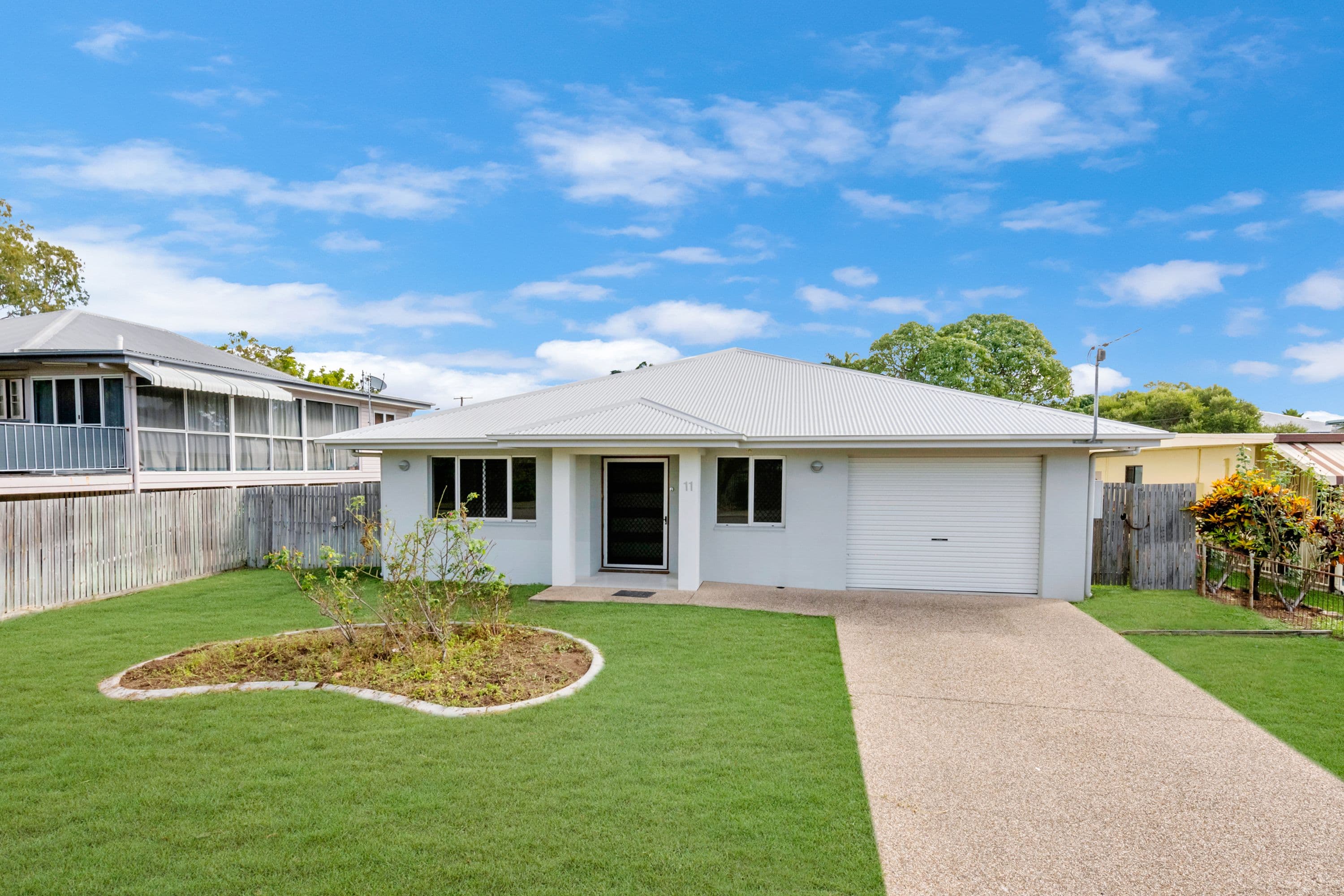 11 Mcdougall Street, Currajong QLD 4812, Currajong - Image 1
