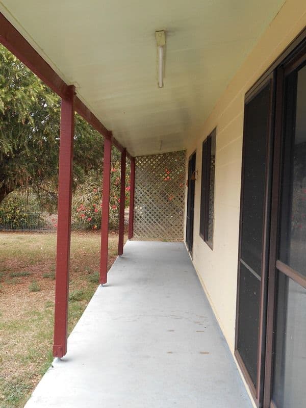 11 Mangerton Street, Toogoolawah QLD 4313, Toogoolawah - Thumbnail 4
