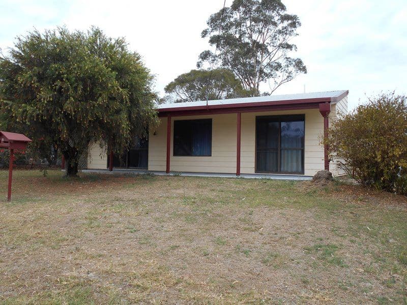 11 Mangerton Street, Toogoolawah QLD 4313, Toogoolawah - Thumbnail 7