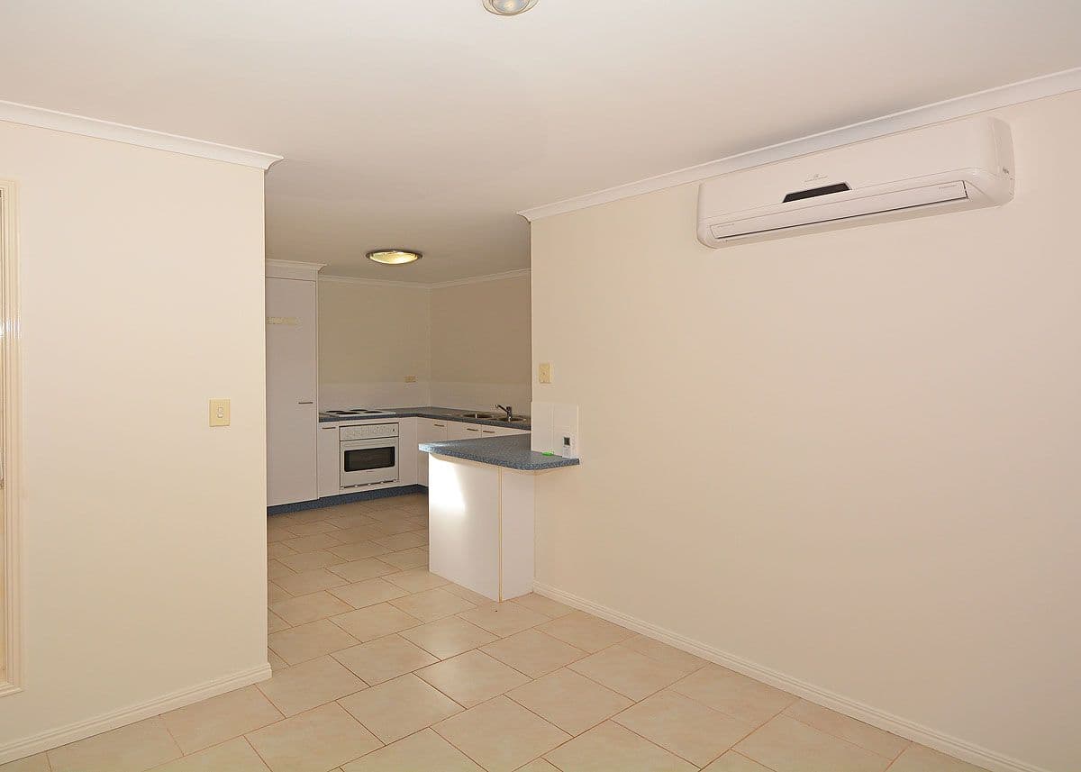 111 Bideford Street, Torquay QLD 4655, Torquay - Thumbnail 4
