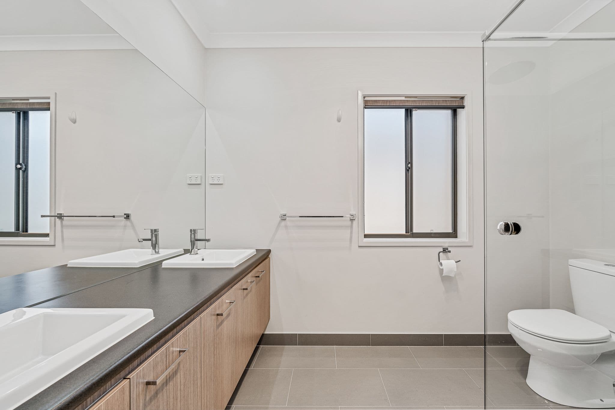 70 Mcewan Drive, Cranbourne East VIC 3977, Cranbourne East - Thumbnail 8