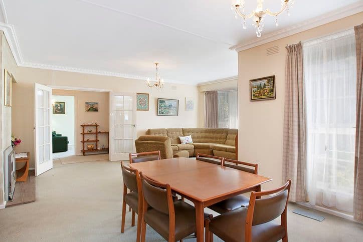 77 Wilsons Road, DONCASTER VIC 3108, Doncaster - Thumbnail 2