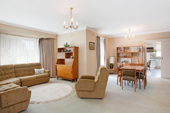 77 Wilsons Road, DONCASTER VIC 3108, Doncaster - Thumbnail 3