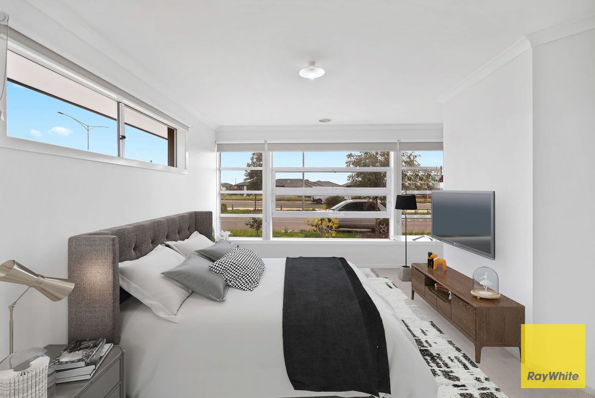 37 Bishopsgate Avenue, Tarneit VIC 3029, Tarneit - Thumbnail 2