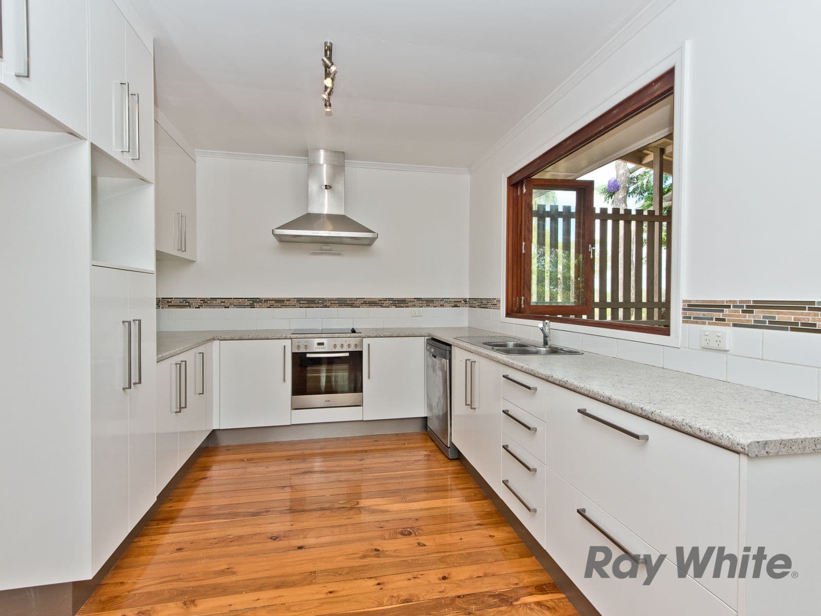 107 Byth Street, Stafford QLD 4053, Stafford - Thumbnail 6