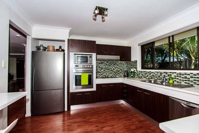 4 Heeb Street, BUNDALL QLD 4217, Bundall - Thumbnail 7
