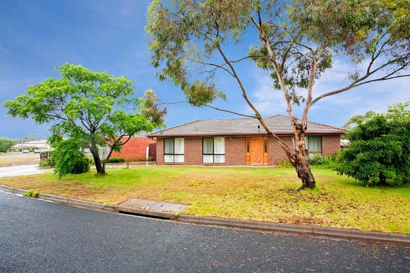 48 Cameron Crescent, LARA VIC 3212, Lara - Image 1