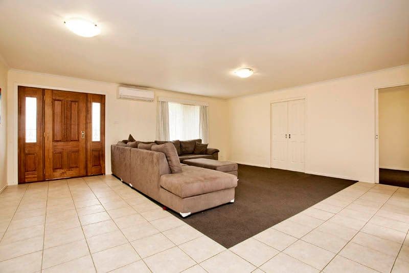 48 Cameron Crescent, LARA VIC 3212, Lara - Thumbnail 2