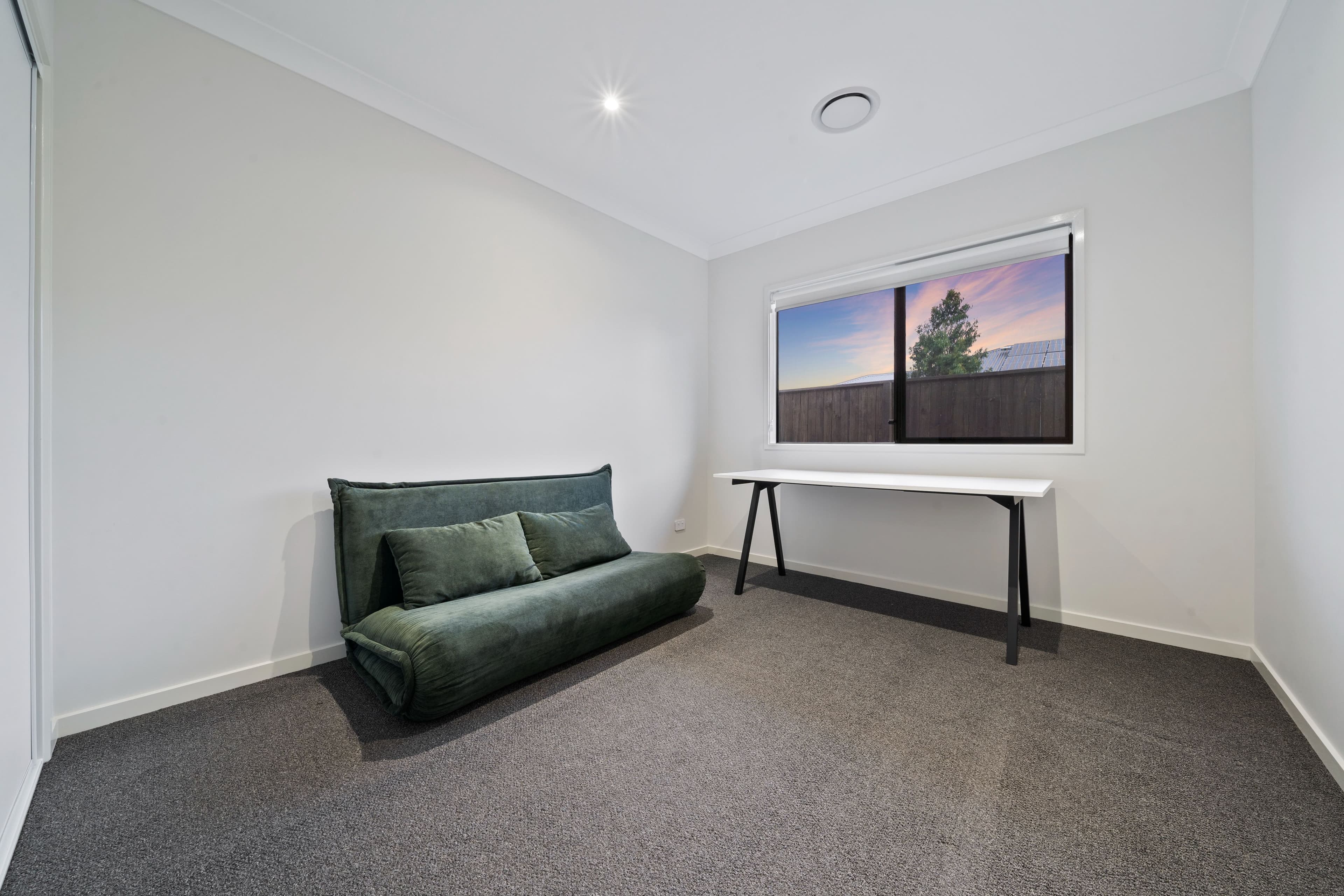 38 Reuben Boulevard, Logan Reserve QLD 4133, Logan Reserve - Thumbnail 4