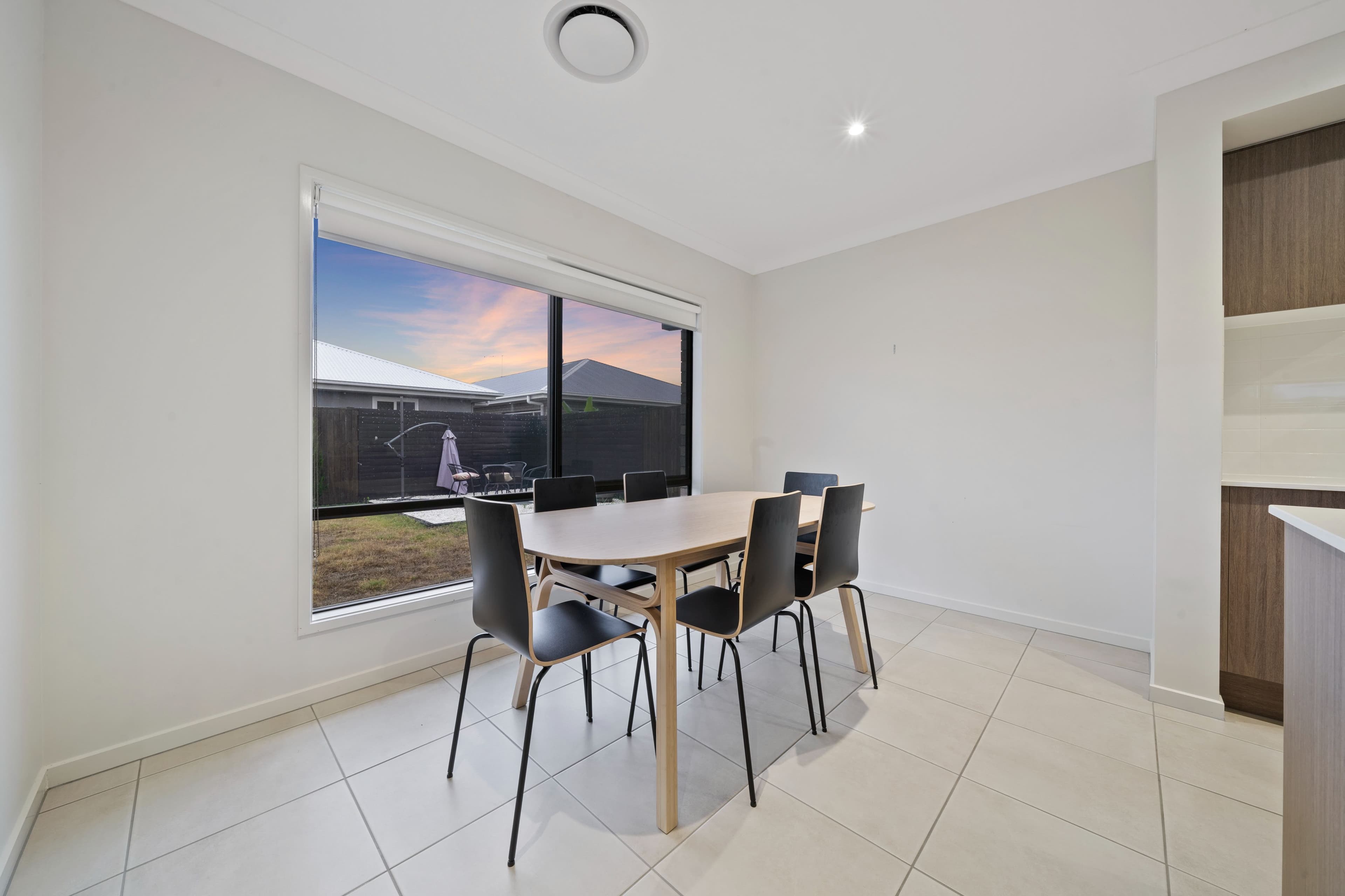 38 Reuben Boulevard, Logan Reserve QLD 4133, Logan Reserve - Thumbnail 8
